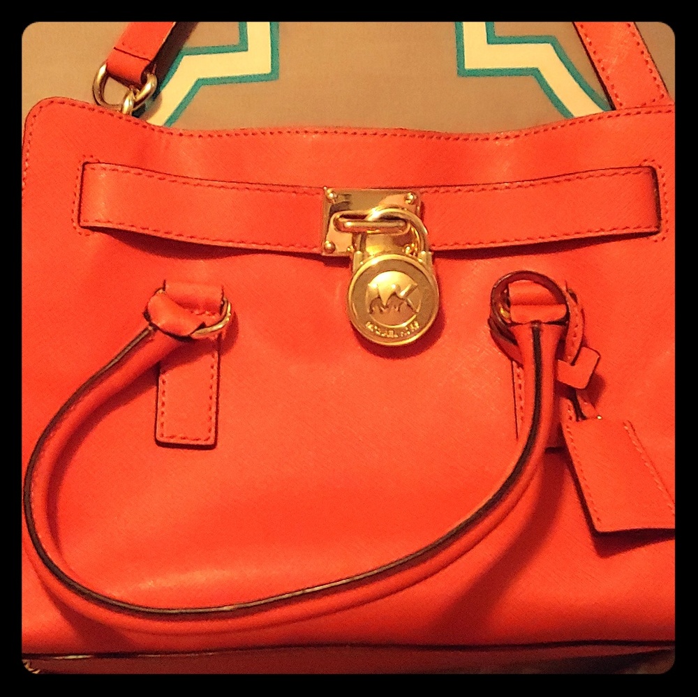 Michael kors purse